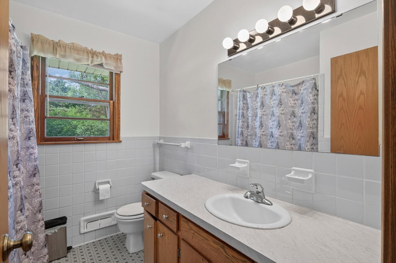 6911 E River Road NE - Photo 15