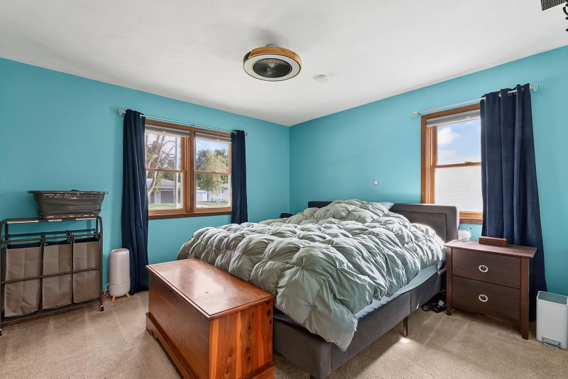 605 14th Street NE - Photo 21