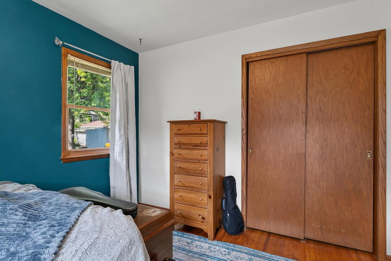 605 14th Street NE - Photo 25