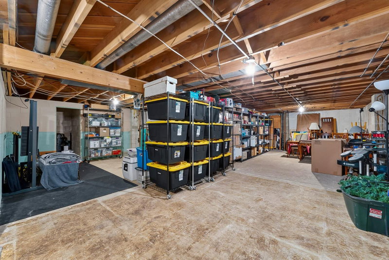 605 14th Street NE - Photo 30