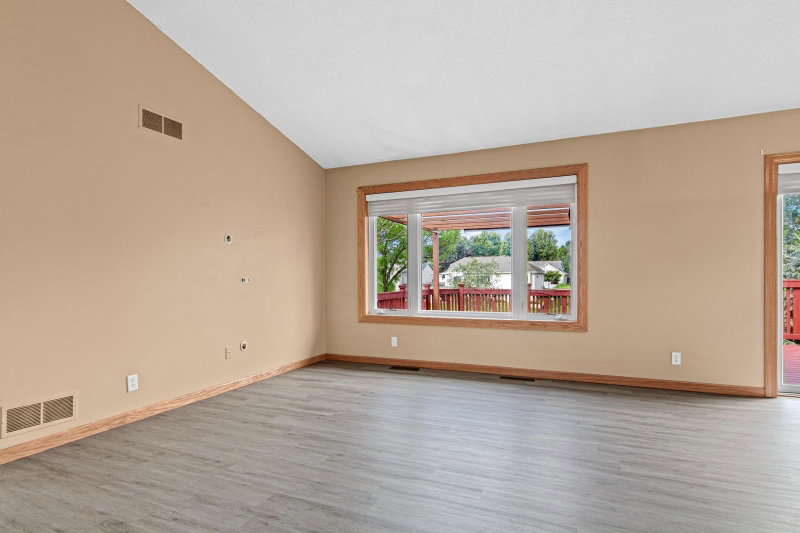 8417 Ashford Road - Photo 2