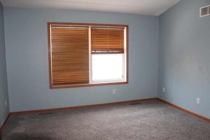 5038 Everest Lane N - Photo 10