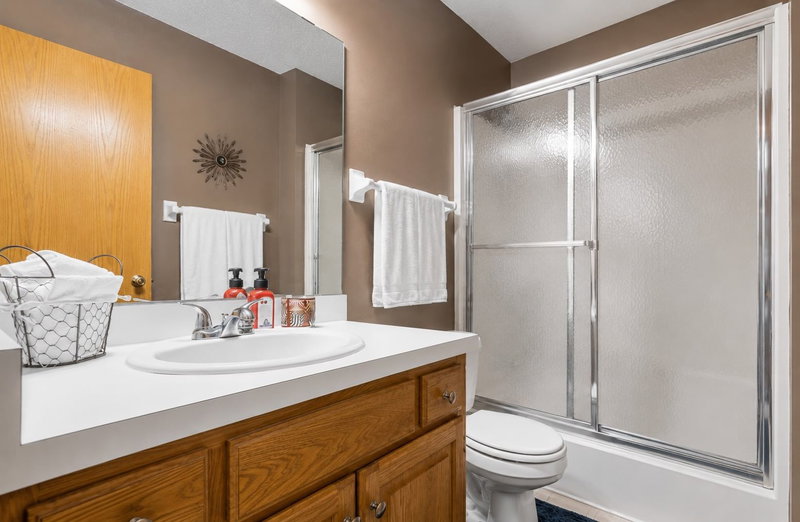 2537 Southcrest Avenue E - Photo 23