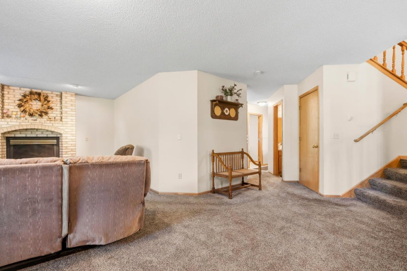 2537 Southcrest Avenue E - Photo 25