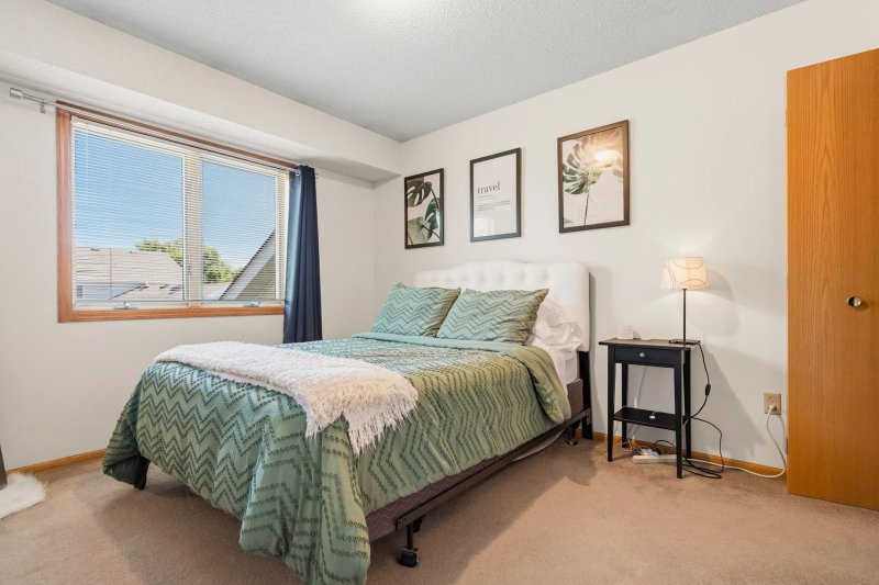 2537 Southcrest Avenue E - Photo 40