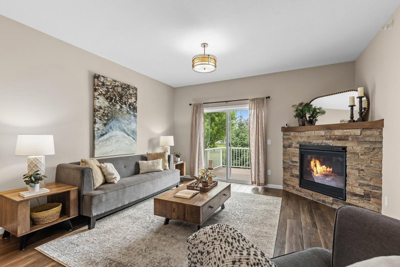 4131 Blakewood Drive - Photo 2