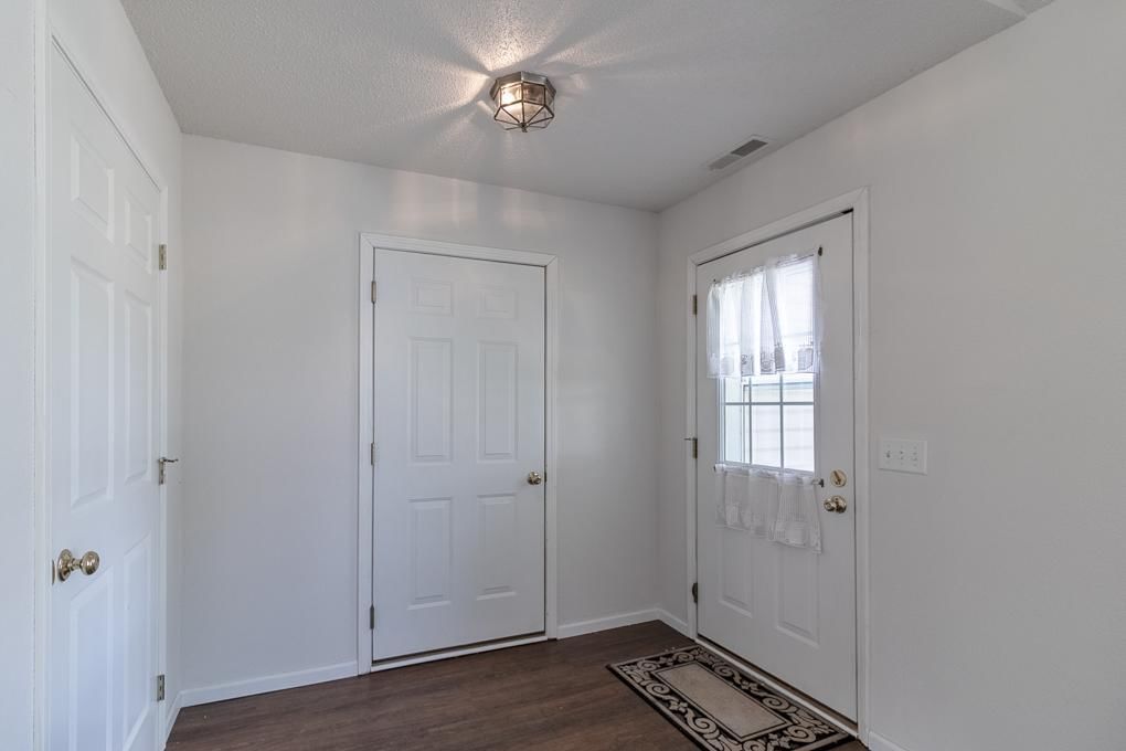 108 Gull Path