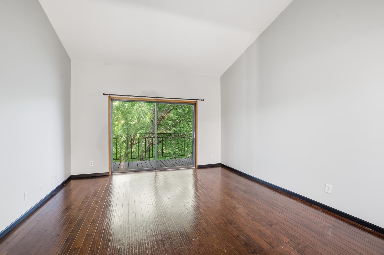 4120 Parklawn Avenue #325