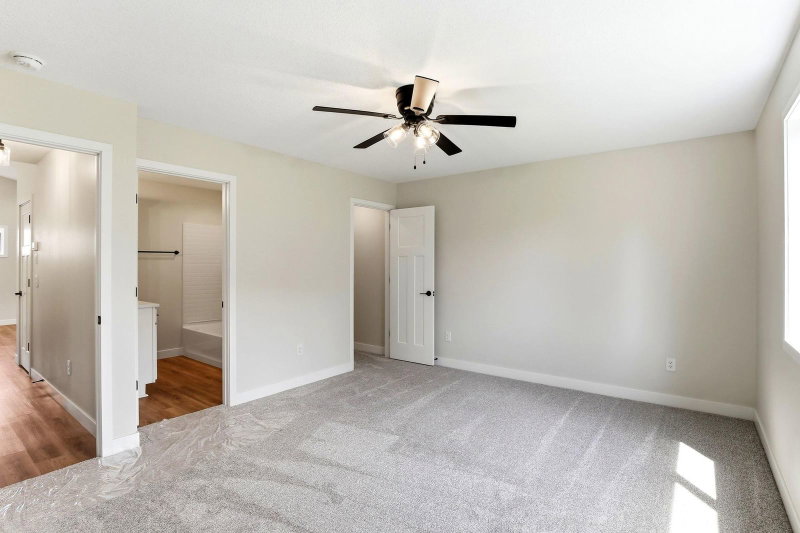 1102 2nd Street SE - Photo 5