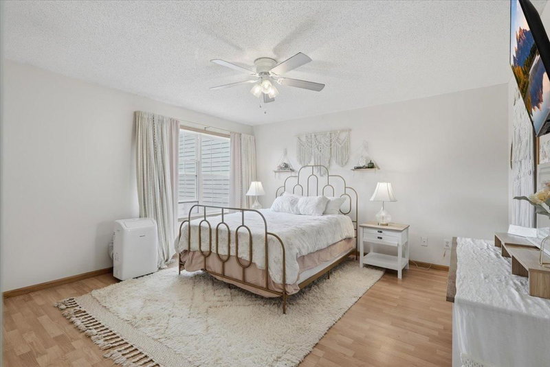 5104 Oriole Drive - Photo 11