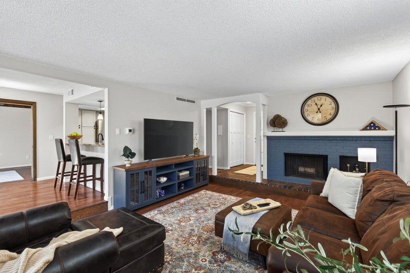 6085 Lincoln Drive #225 - Photo 3