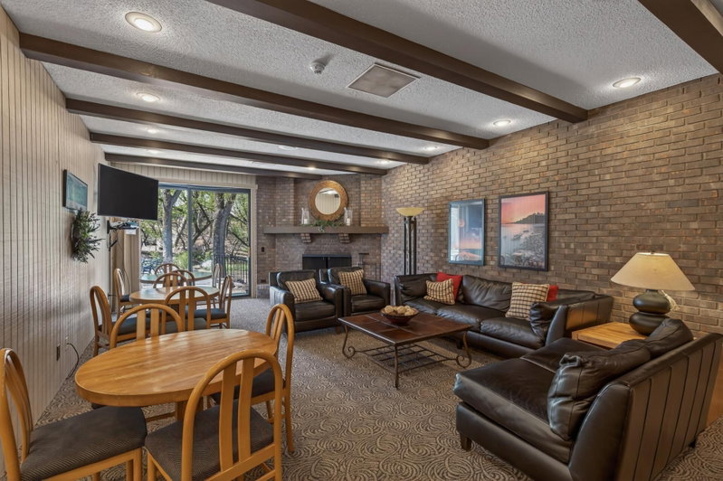6085 Lincoln Drive #225 - Photo 33