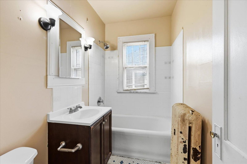 1227 Morgan Avenue N - Photo 32
