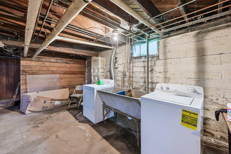 1227 Morgan Avenue N - Photo 40