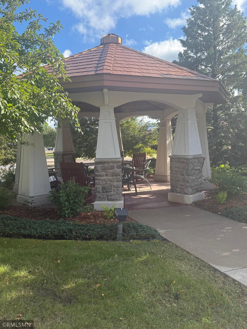 8341 Lyndale Avenue S #424 - Photo 23