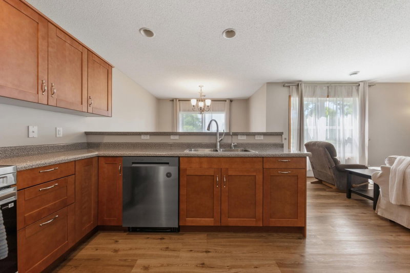 2402 Elianna Drive - Photo 5