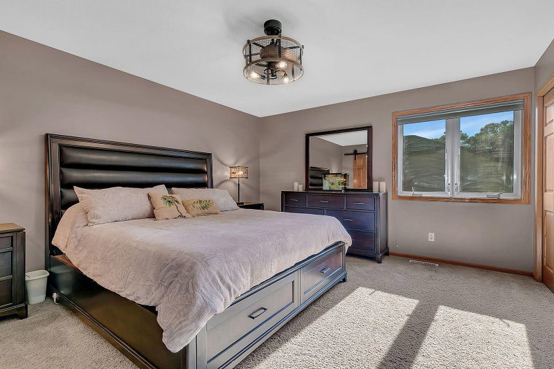 13628 9th Avenue S - Photo 11
