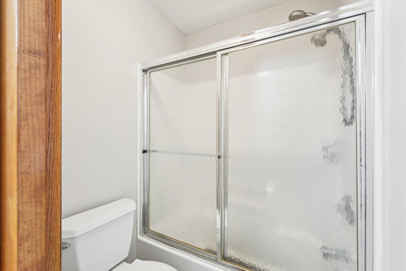 18685 Highview Avenue - Photo 25
