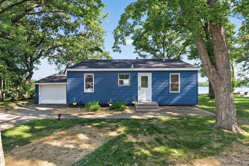 13356 279th Avenue NW - Photo 2