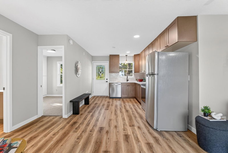 13356 279th Avenue NW - Photo 6