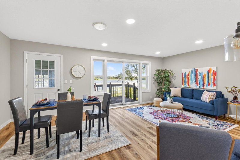 13356 279th Avenue NW - Photo 8