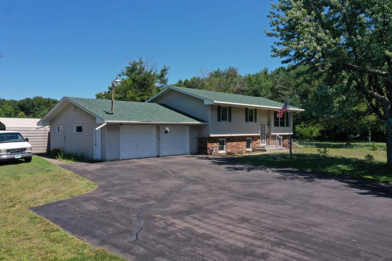 5276 392nd Street - Photo 2