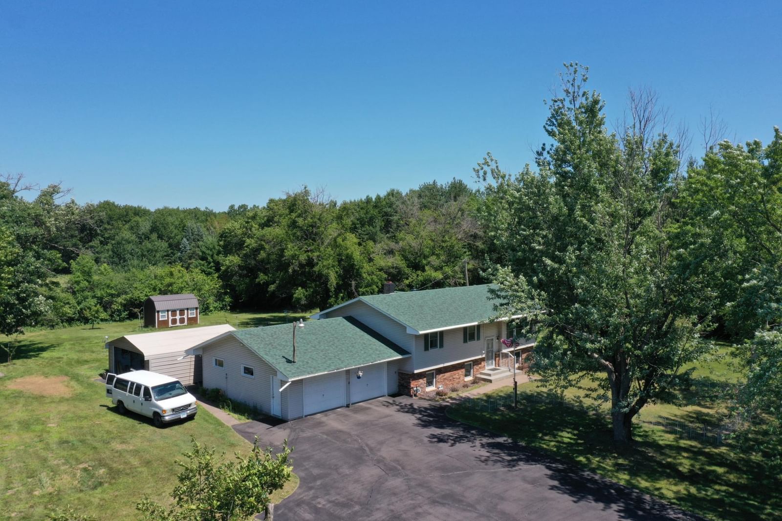5276 392nd Street