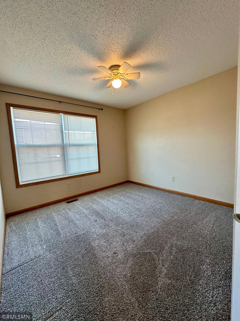 1760 Riverside Drive - Photo 12