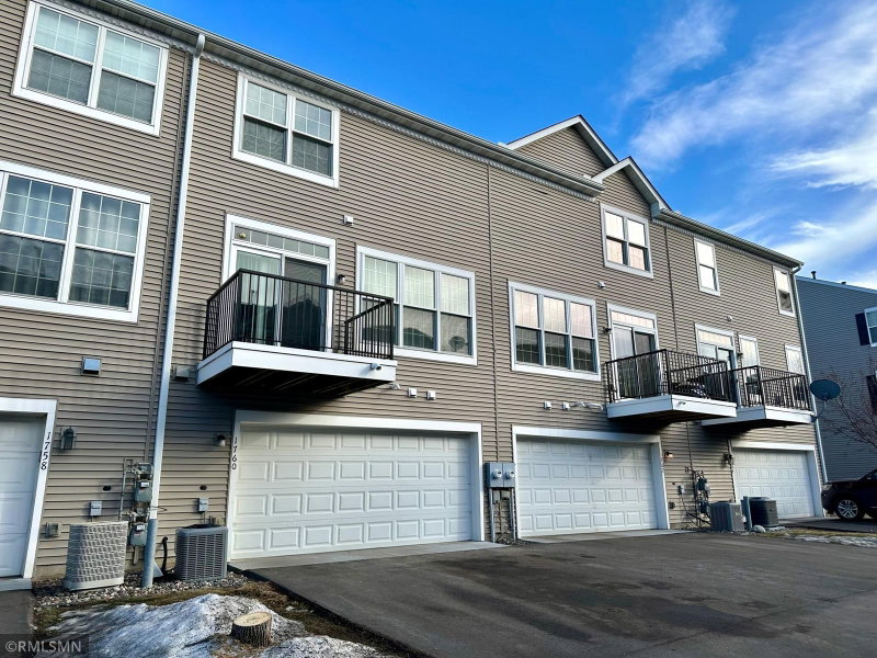 1760 Riverside Drive - Photo 20