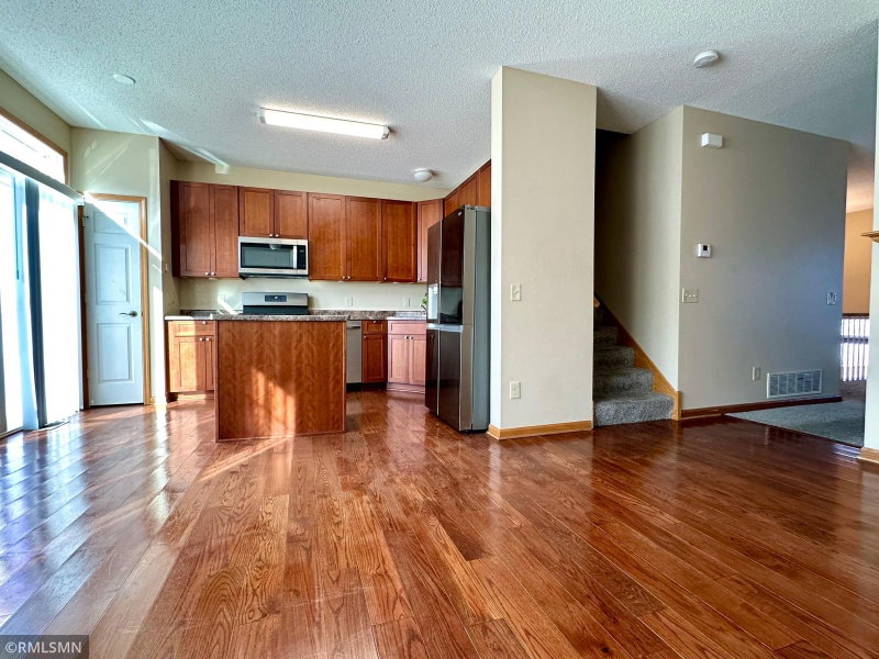 1760 Riverside Drive - Photo 5