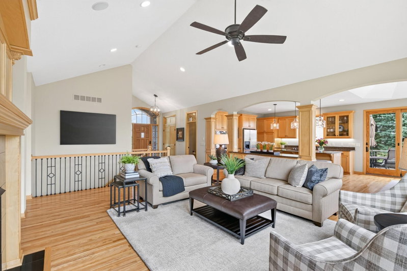 19295 Oak Grove Avenue - Photo 21