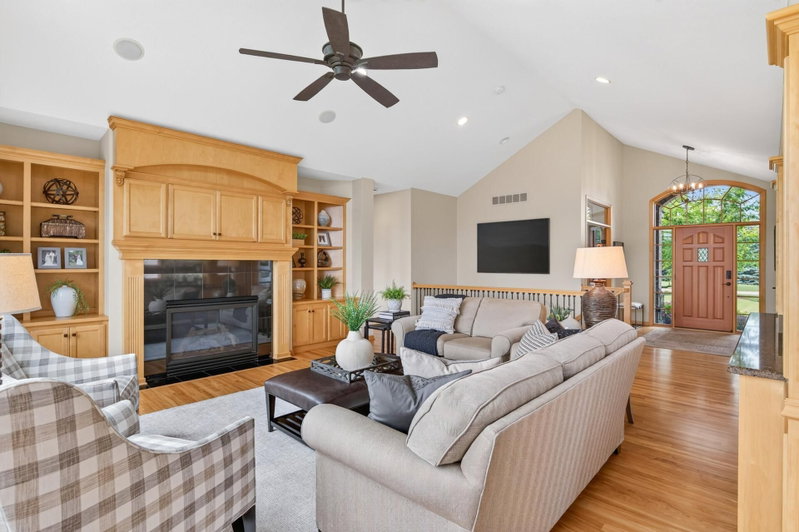 19295 Oak Grove Avenue - Photo 23