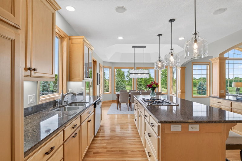19295 Oak Grove Avenue - Photo 40