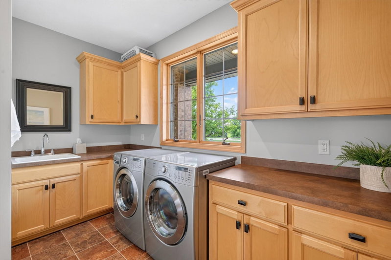 19295 Oak Grove Avenue - Photo 62