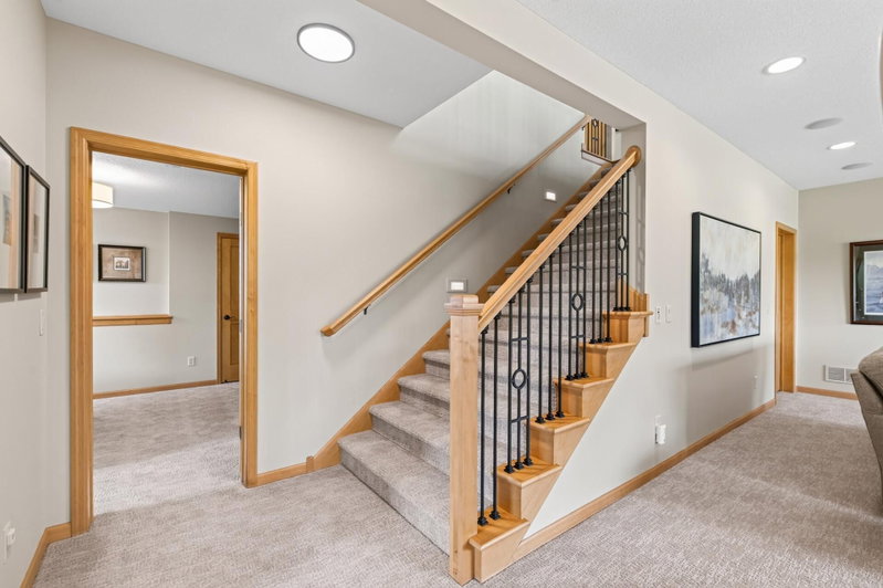 19295 Oak Grove Avenue - Photo 63
