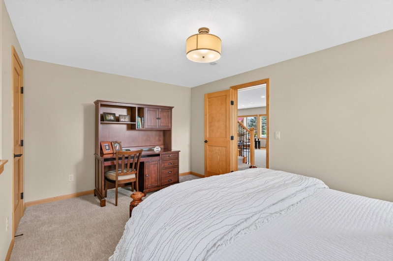 19295 Oak Grove Avenue - Photo 81