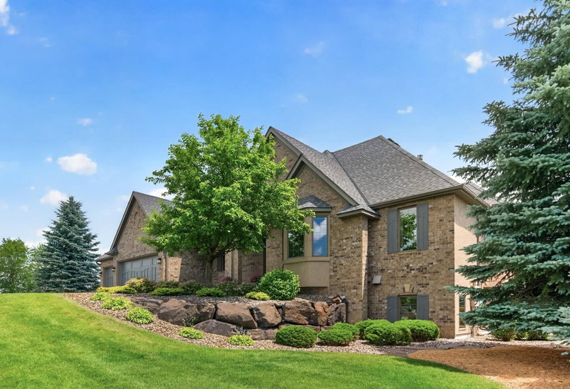 19295 Oak Grove Avenue - Photo 10