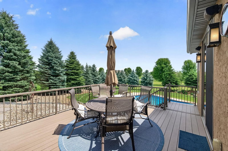 19295 Oak Grove Avenue - Photo 93