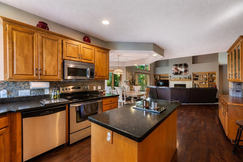 10725 55th Ave N - Photo 8