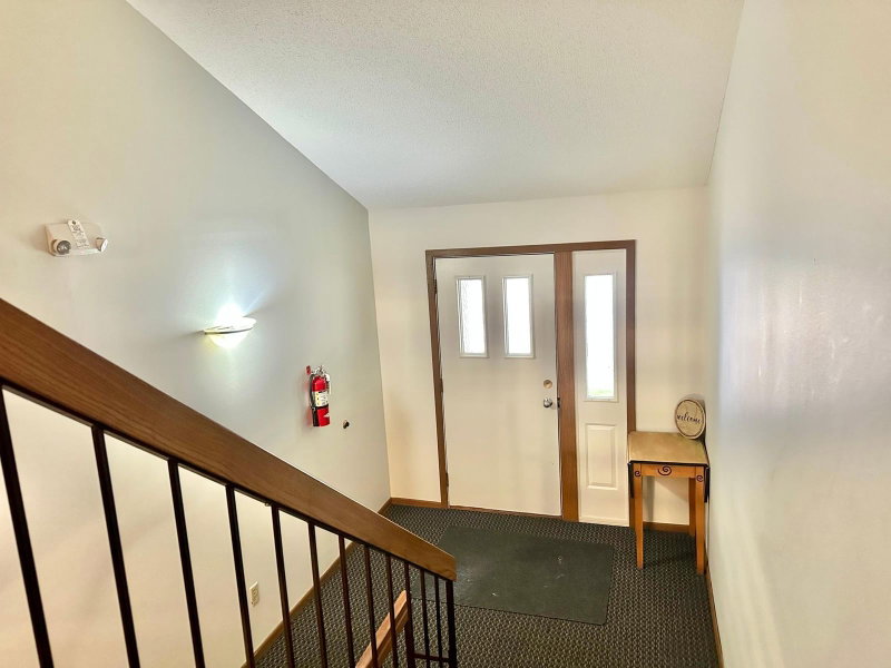18462 Creeks Bend Drive - Photo 2