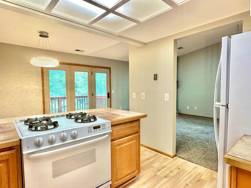 18462 Creeks Bend Drive - Photo 13