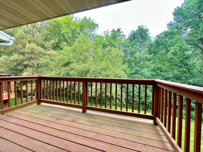18462 Creeks Bend Drive - Photo 16