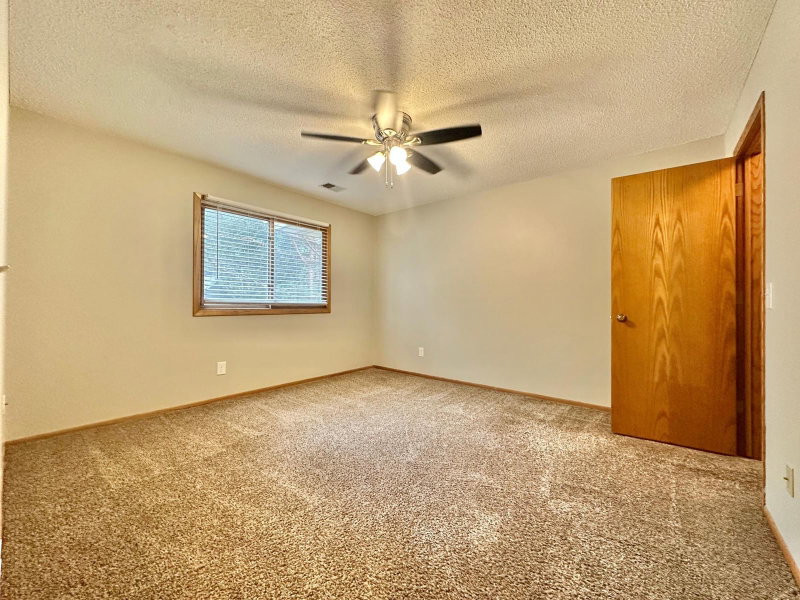 18462 Creeks Bend Drive - Photo 18