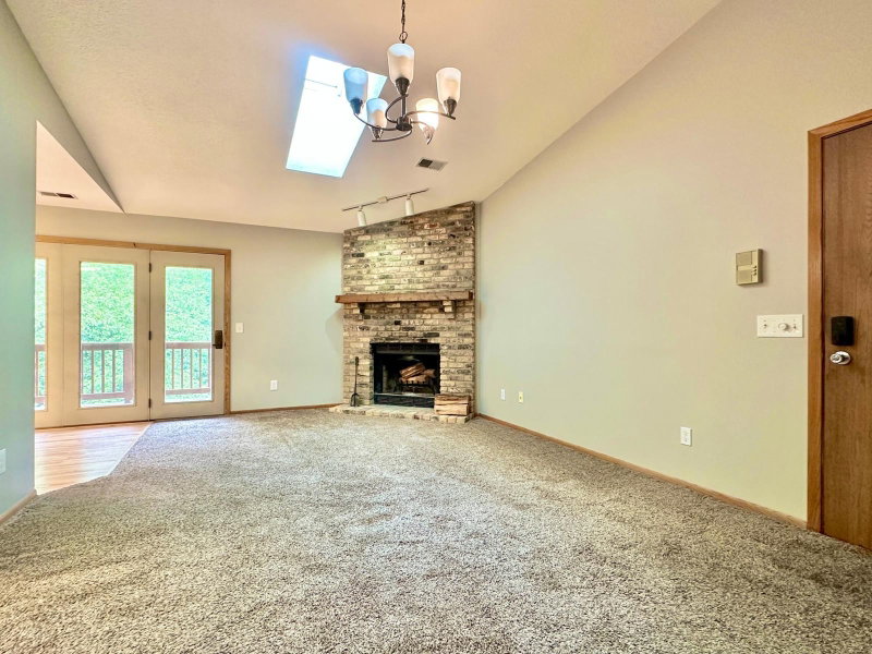 18462 Creeks Bend Drive - Photo 7