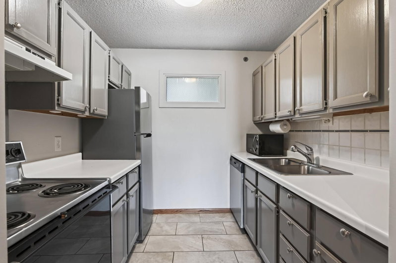 2150 Ridge Drive #36 - Photo 7