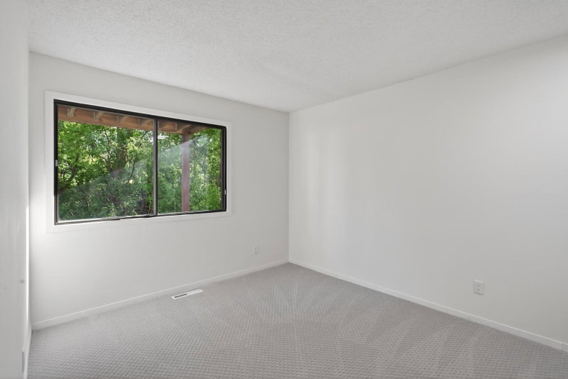 14302 Fairway Drive - Photo 18