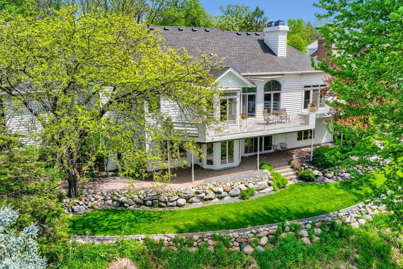 7170 Kenmare Drive - Photo 8