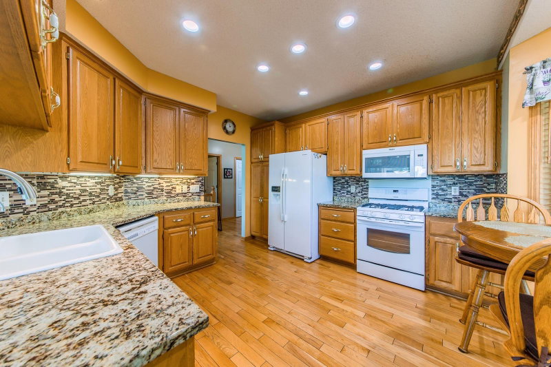 15157 Crestone Circle - Photo 9
