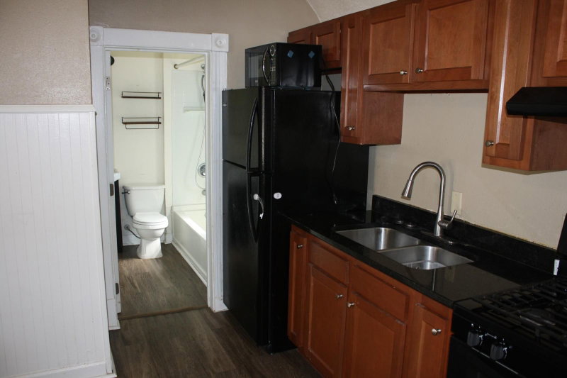 833 3rd Street E - Photo 9