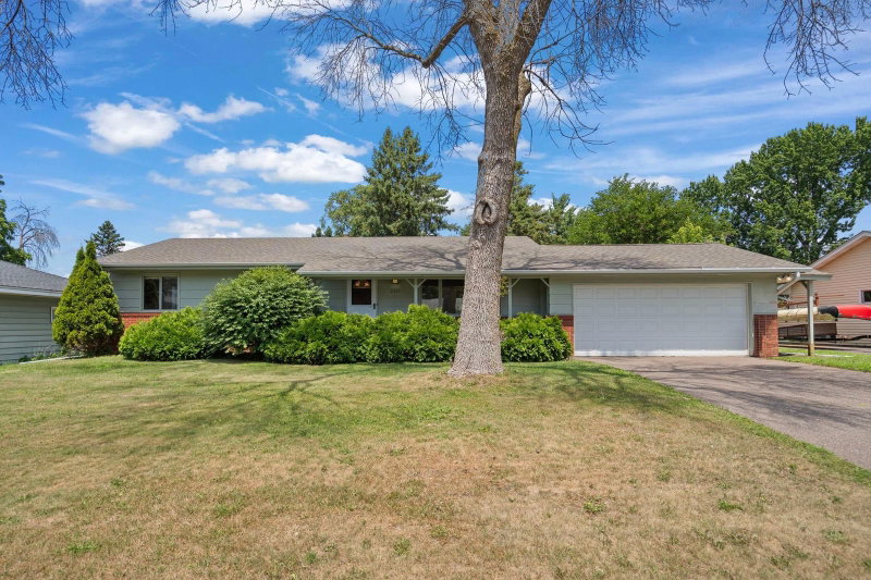 2245 Beam Avenue - Photo 2